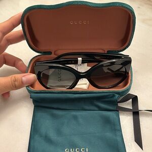 Gucci Black Sunglasses